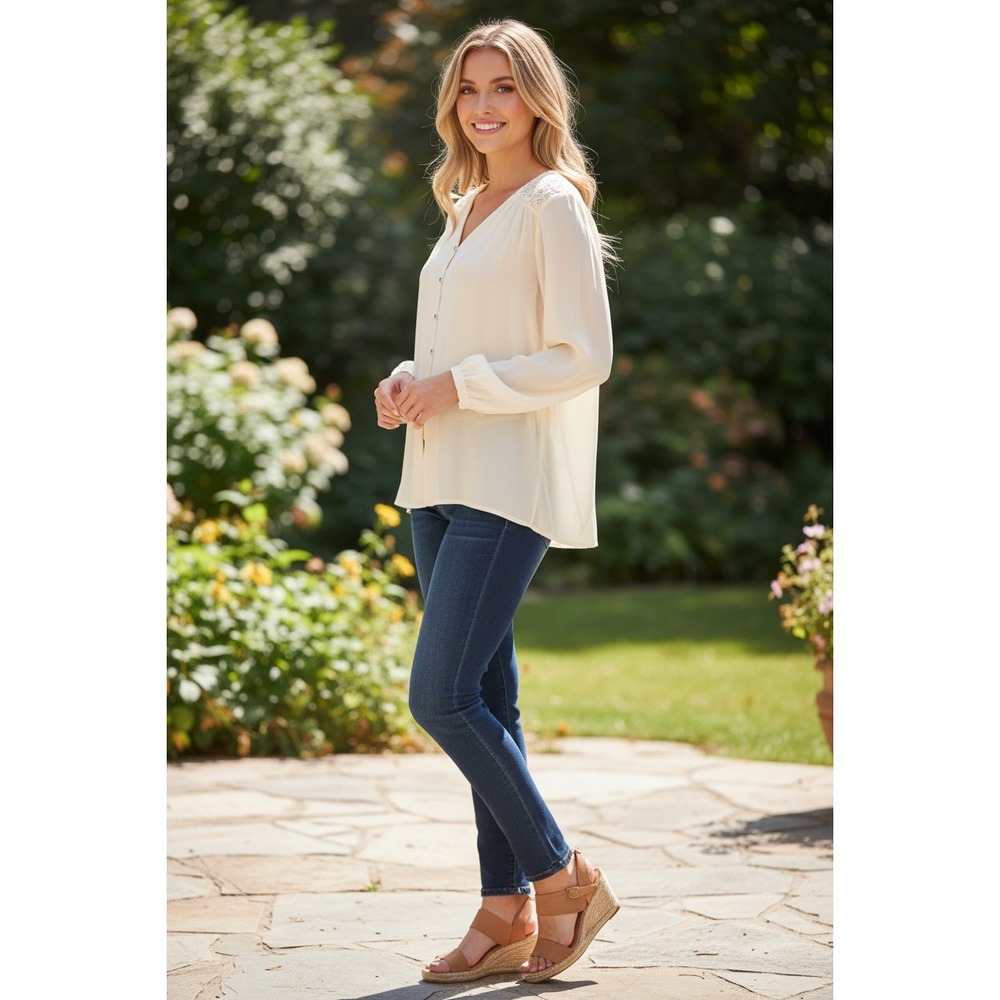 ANTONIO MELANI Cream 100% Silk Blouse Lace Yoke V Neck Button‎ Front S NWOT $169
